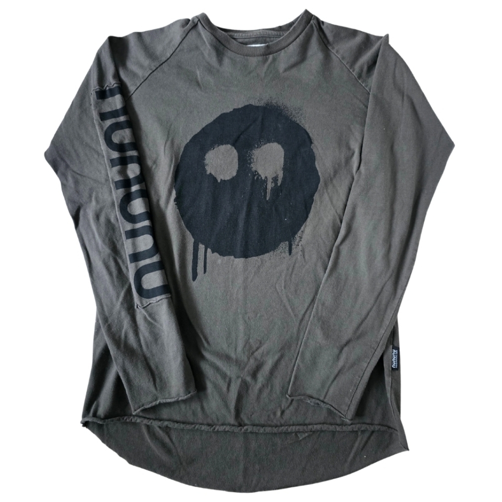 NUNUNU Kids Gray Long Sleeve Graphic Tee Drip Face Logo Size 12-14